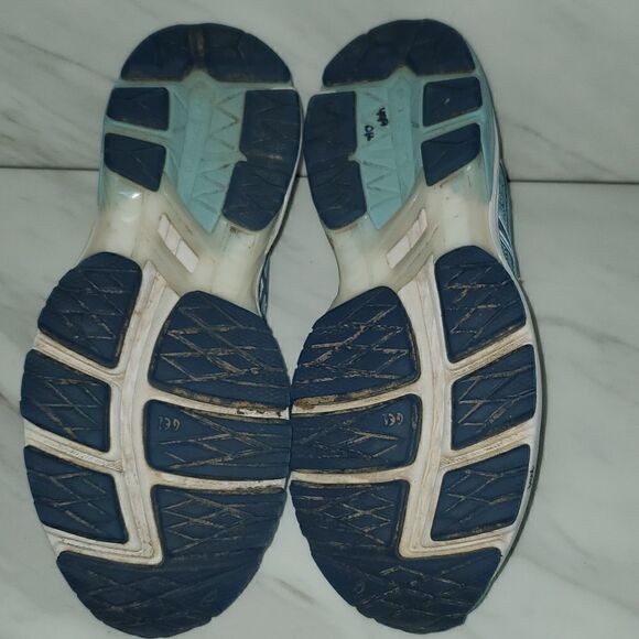 Asics Women's GT-1000 6 Running Shoe Size 7.5 - Picture 5 of 5